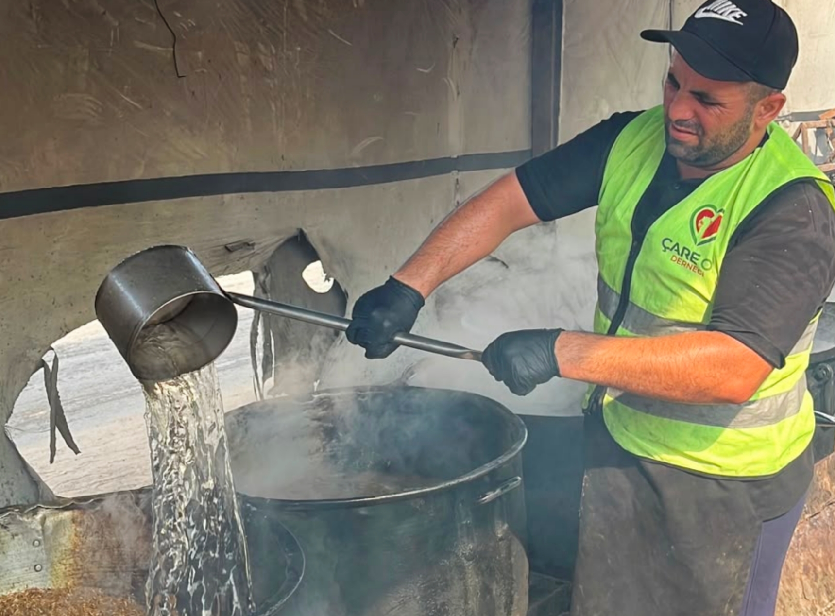 Gazze'de Kazanlarımız Kaynıyor