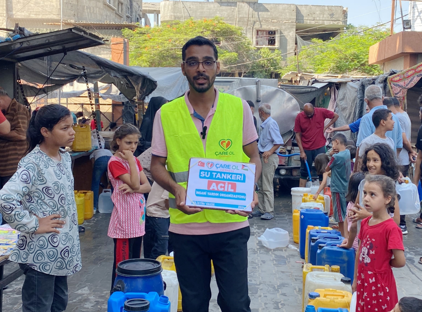 Gazze'ye Su Yardımlarımız Devam Ediyor